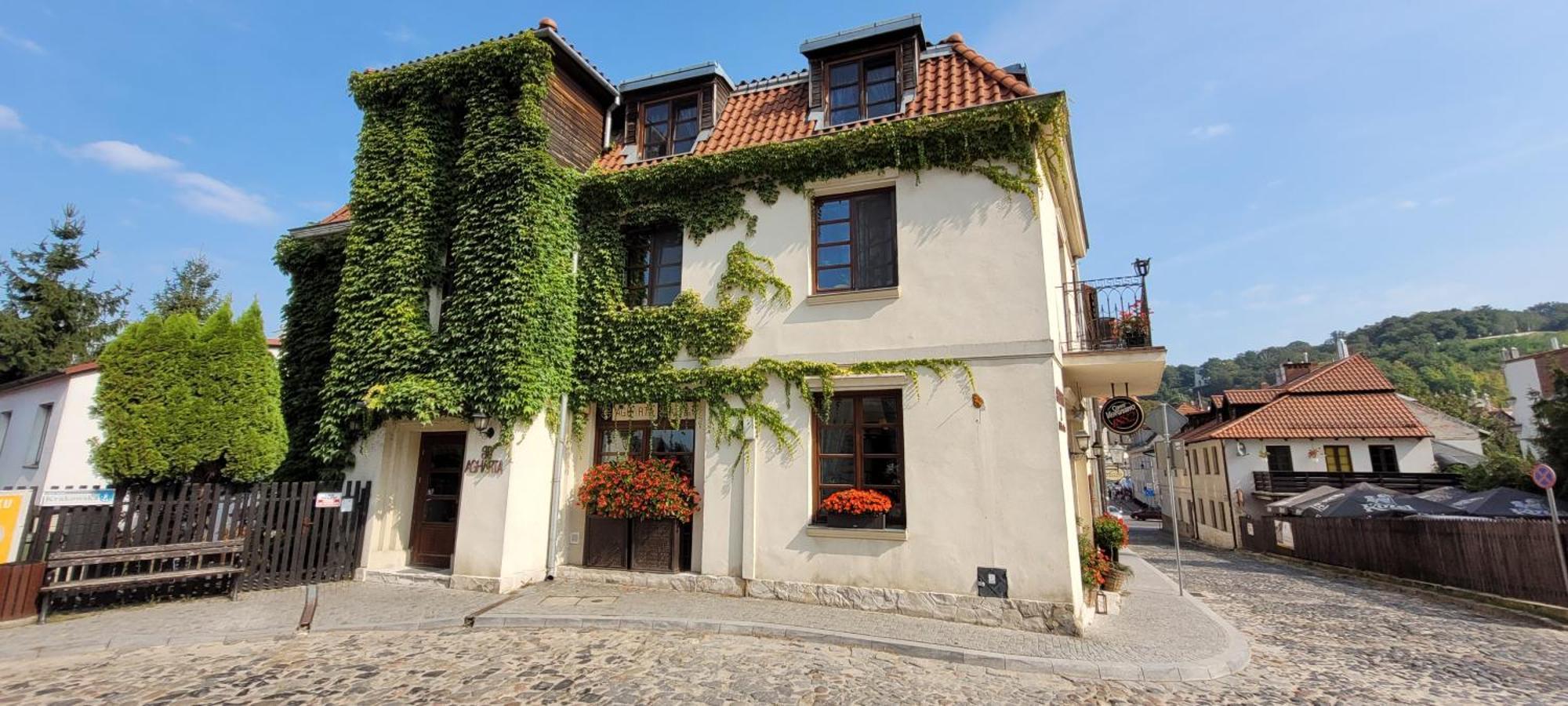 Agharta Bed & Breakfast Kazimierz Dolny Bagian luar foto