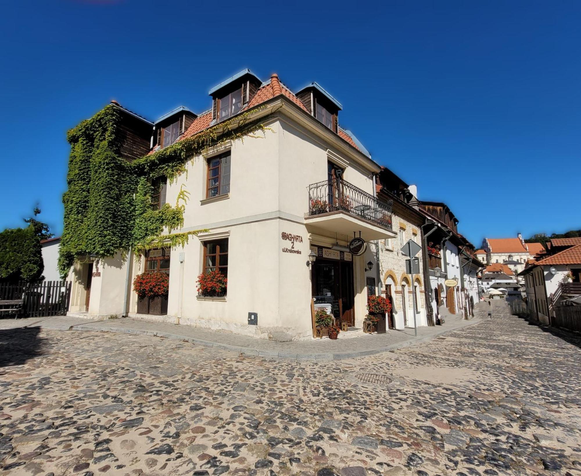 Agharta Bed & Breakfast Kazimierz Dolny Bagian luar foto