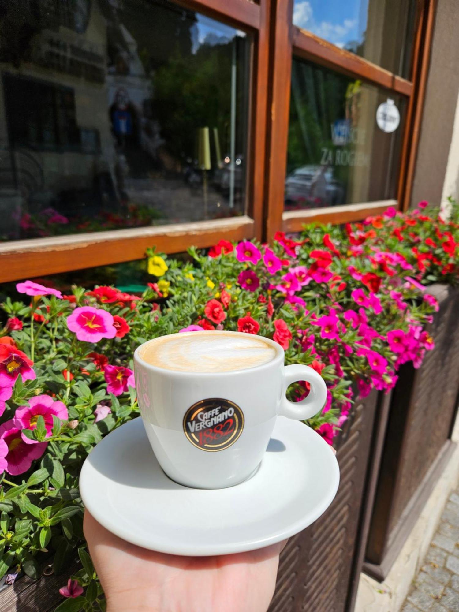Agharta Bed & Breakfast Kazimierz Dolny Bagian luar foto
