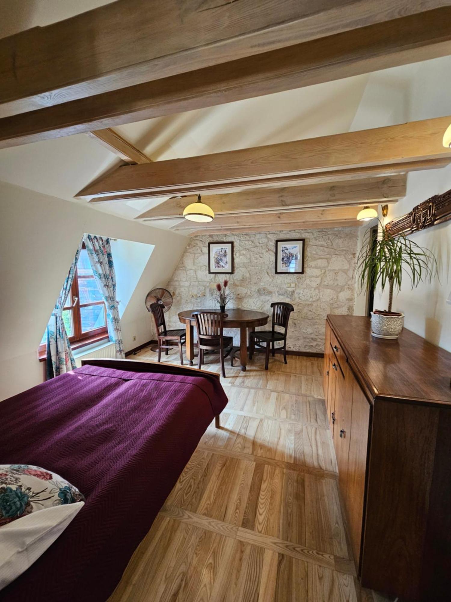 Agharta Bed & Breakfast Kazimierz Dolny Bagian luar foto