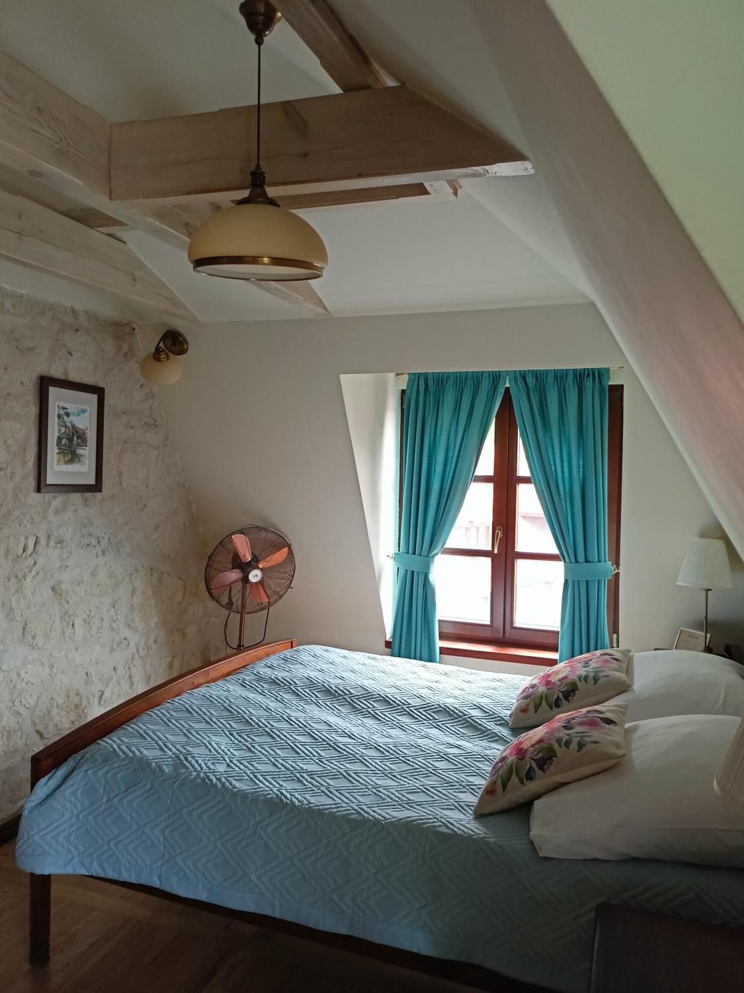 Agharta Bed & Breakfast Kazimierz Dolny Bagian luar foto