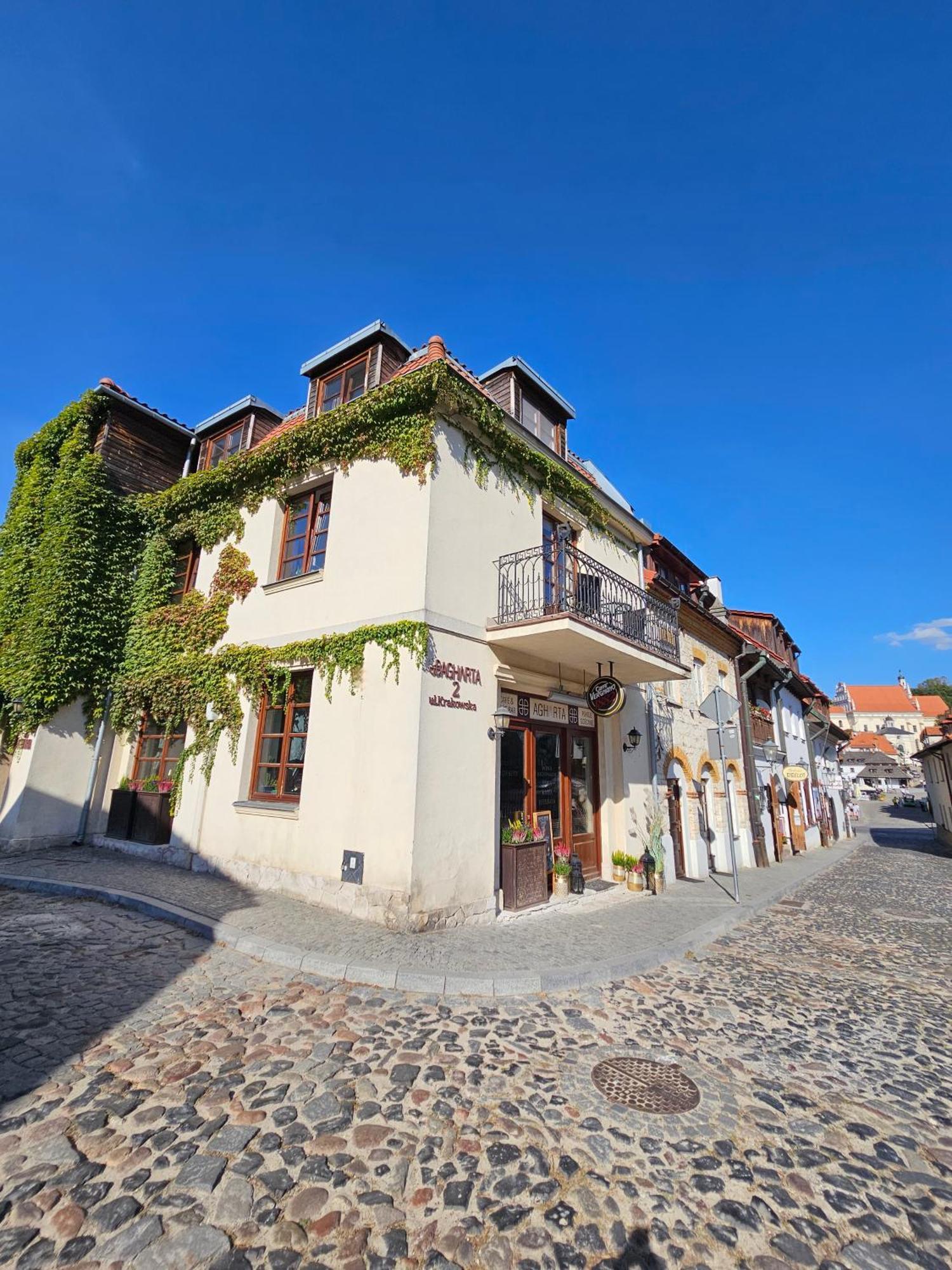 Agharta Bed & Breakfast Kazimierz Dolny Bagian luar foto