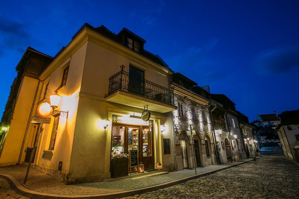 Agharta Bed & Breakfast Kazimierz Dolny Bagian luar foto